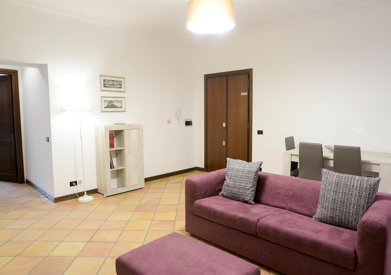 Colosseum Comfortable Apartment Roma Dış mekan fotoğraf